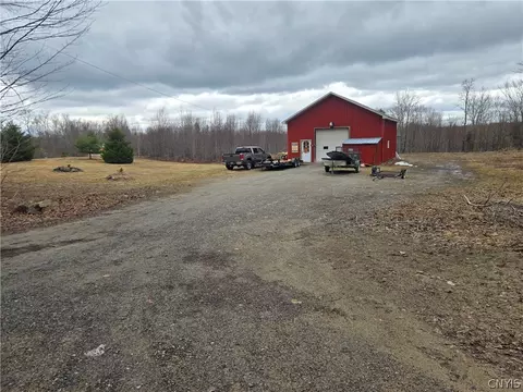 1290 Dairy Hill Rd, Norway, NY 13416