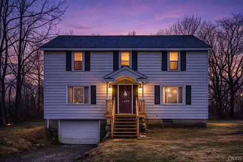 205 Cemetery Rd, Oswego, NY 13126