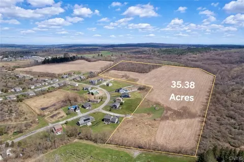 Gregg Lane, Cazenovia, NY 13035