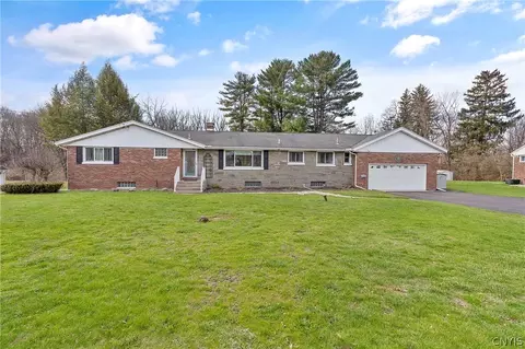 104 Tolbert Dr, Syracuse, NY 13212