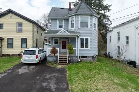 829 Oneida St, Fulton, NY 13069