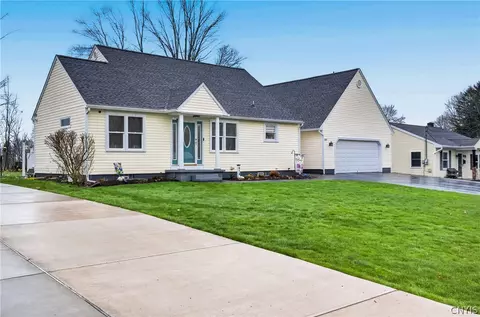 614 W 4th St S, Fulton, NY 13069