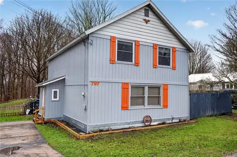 797 County Route 3, Granby, NY 13069