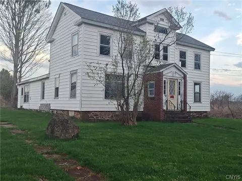 6282 Lamphear Rd, Rome, NY 13440