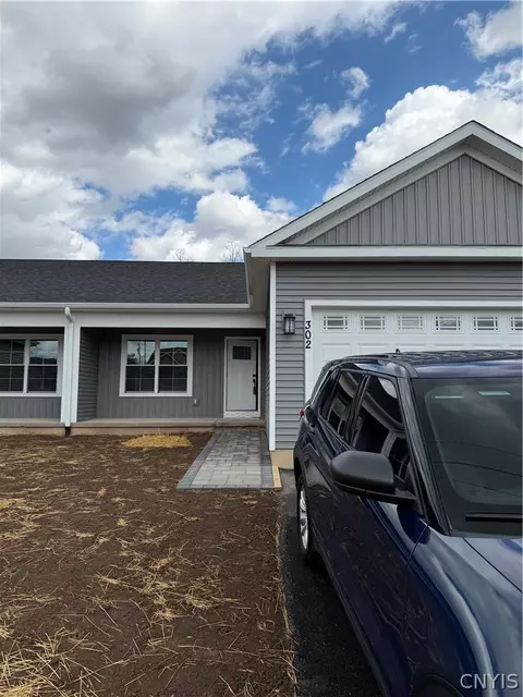 302 Nicks Way, Geddes, NY 13209