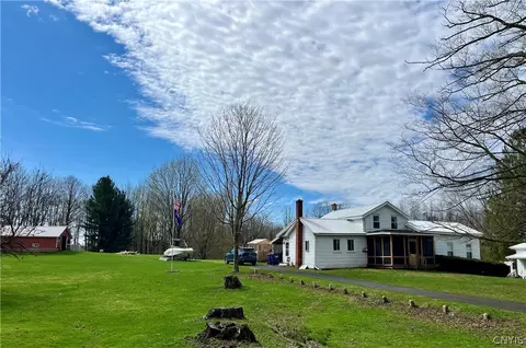 1462 Onionville Rd, Sterling, NY 13156