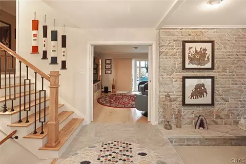 Entry Way - 5160 Leverett Ln, Fayetteville, NY 13066 photo 2 of 3