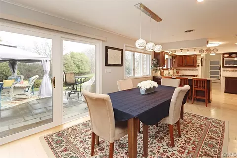 Dining - 5160 Leverett Ln, Fayetteville, NY 13066 photo 2 of 4