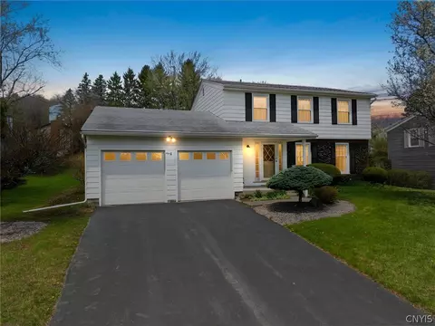 106 Wiesner Ln, Syracuse, NY 13214