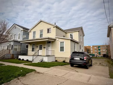 179 W 3rd St, Oswego, NY 13126