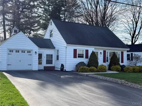 8 Janet, New Hartford, NY 13413