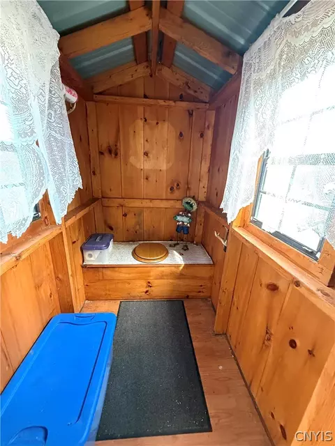 Bath - 4543 Potter Rd, Solon, NY 13101 photo 2 of 2