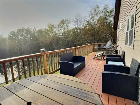 Exterior - 4543 Potter Rd, Solon, NY 13101 photo 4 of 10