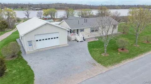 2570 Humphrey Rd, Cape Vincent, NY 13618