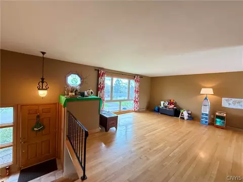 Living - 105 Easterly Ter, Syracuse, NY 13214 photo 5 of 12
