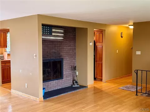 Living - 105 Easterly Ter, Syracuse, NY 13214 photo 3 of 12