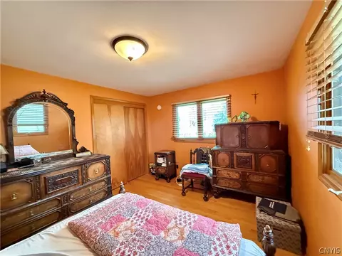Bedroom - 105 Easterly Ter, Syracuse, NY 13214 photo 7 of 11