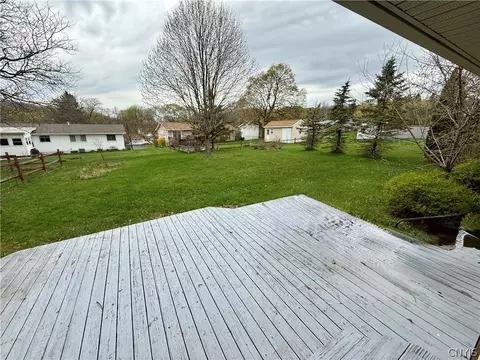 Exterior - 105 Easterly Ter, Syracuse, NY 13214 photo 3 of 4
