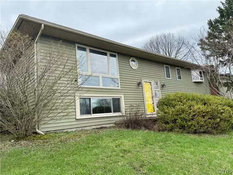 Exterior - 105 Easterly Ter, Syracuse, NY 13214 photo 2 of 4
