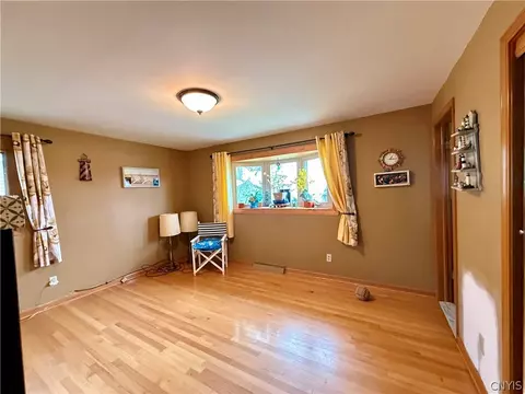 Living - 105 Easterly Ter, Syracuse, NY 13214 photo 12 of 12