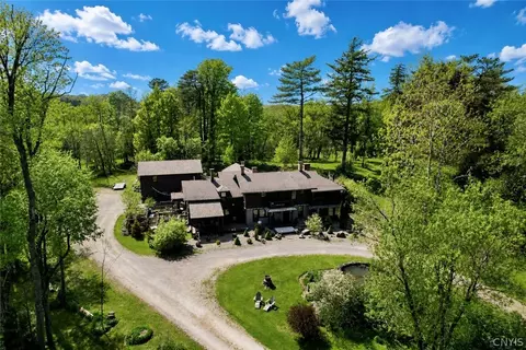 4023 Rippleton Rd, Cazenovia, NY 13035