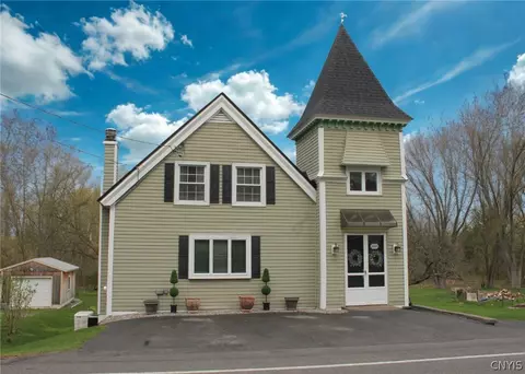1845 Whiting Rd, Van Buren, NY 13112