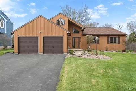 6304 Hardwood Ln, Cicero, NY 13039