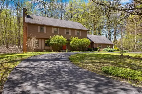 5037 Pine Valley Dr, Fayetteville, NY 13066