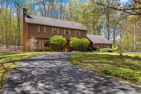 5037 Pine Valley Dr, Fayetteville, NY 13066
