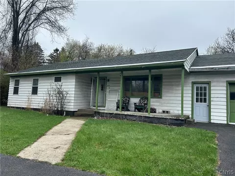 474 E Seneca Trnpke Tpke, Syracuse, NY 13205