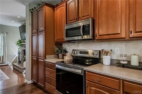 Kitchen - 389 Warren Rd, German Flatts, NY 13407 photo 3 of 4
