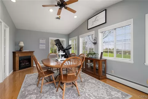 Dining - 372 Genesee St, Oneida, NY 13421 photo 3 of 3
