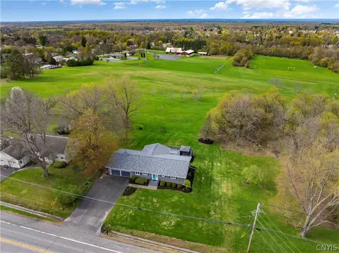 View/Area - 372 Genesee St, Oneida, NY 13421 photo 4 of 7