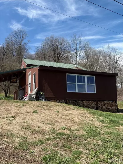 5140 N North Tower Rd, Truxton, NY 13158
