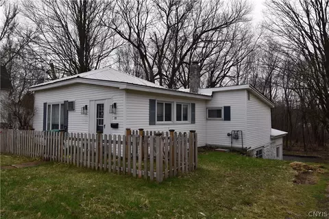 89 Bridge St, Champion, NY 13619