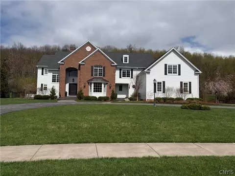 6227 Steinway Dr, Jamesville, NY 13078