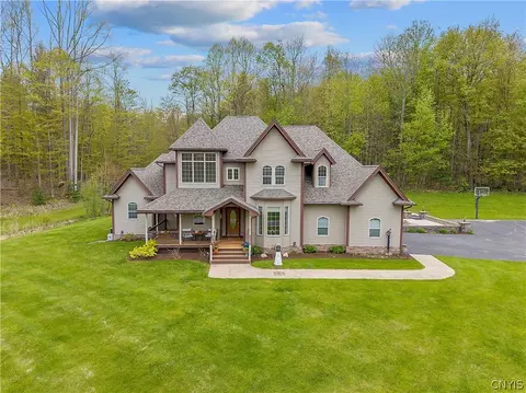 130 Millard Bassett Rd, Granby, NY 13069