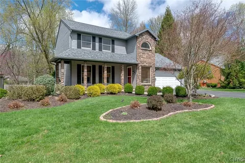 101 Bent Tree Ln, Van Buren, NY 13027