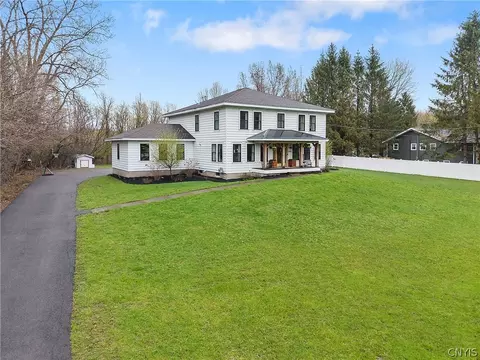 2590 County Route 7, Oswego, NY 13126