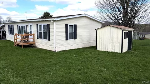 5600 Shute Apt 65 Rd, Lafayette, NY 13084