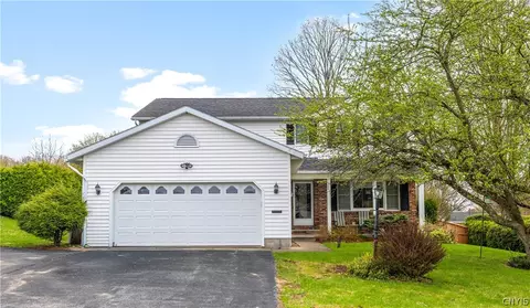 2002 Tamarack Dr, Rome, NY 13440