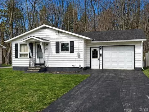116 Waterbury Ave, Whitestown, NY 13492