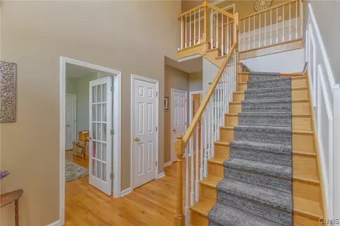 Entry Way - 1978 Esprit Glade, Lysander, NY 13027 photo 3 of 3