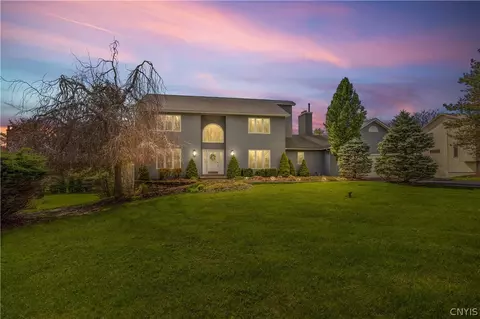 4520 Red Spruce Ln, Manlius, NY 13104