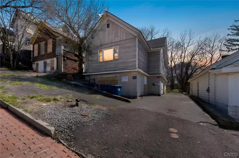 306 John St, Syracuse, NY 13208