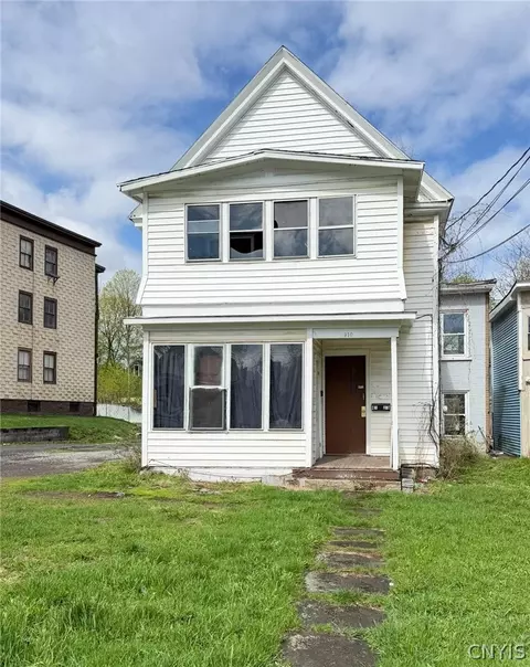 910 Downer Ave, Utica, NY 13502