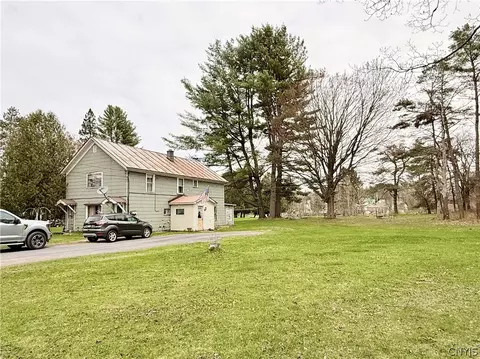 9326 Deveines Rd, New Bremen, NY 13620