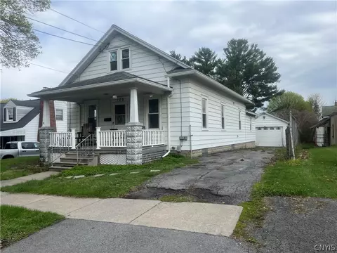 109 Perrine St, Auburn, NY 13021
