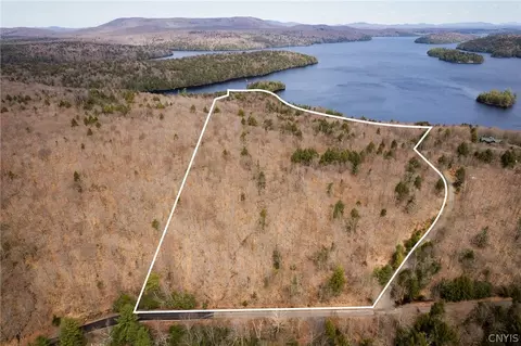 0 Warren Point Rd, Piercefield, NY 12973