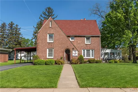 2810 Genesee St, Utica, NY 13502